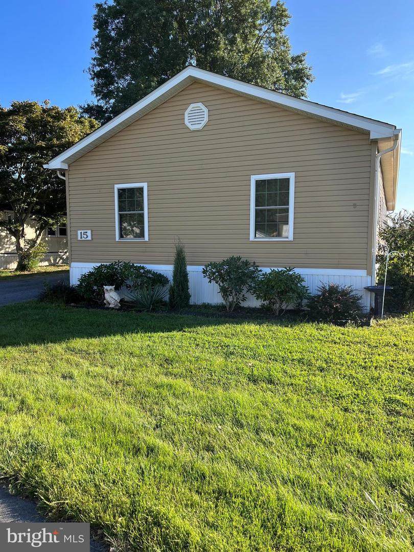 15 Powder Horn Lane - Photo 1