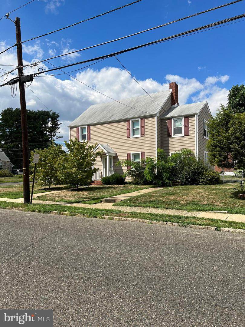 21 Helen Avenue - Photo 1