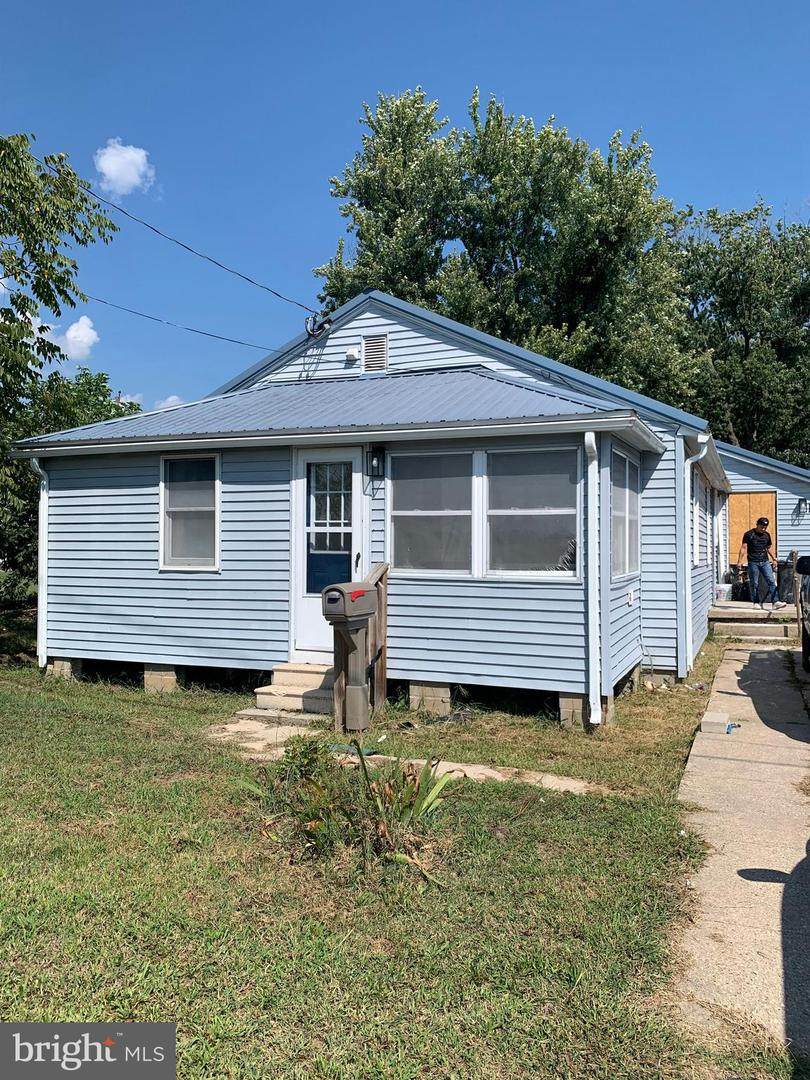16677 Adams Road - Photo 1