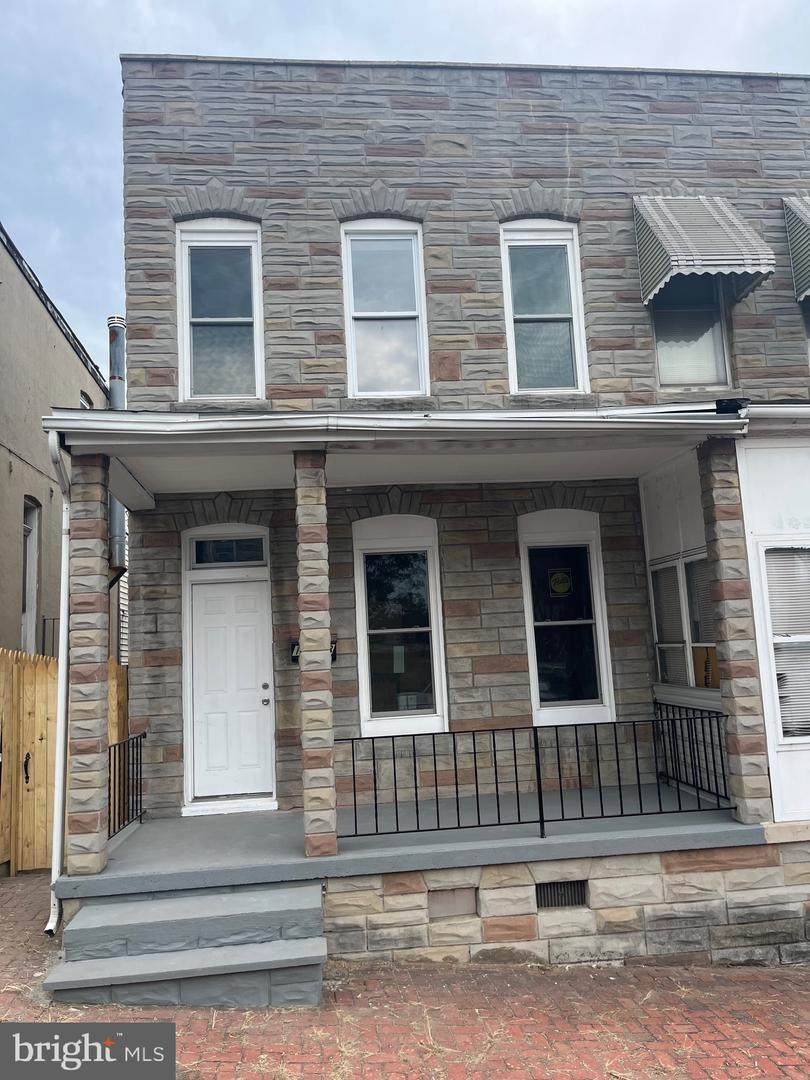 1518 Elmtree - Photo 1
