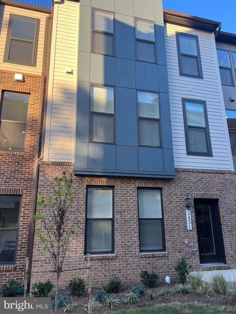 2431 Liberty Loop - Photo 1