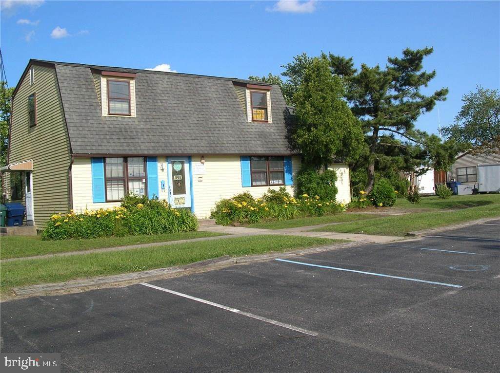 935 Radio Road - Photo 1