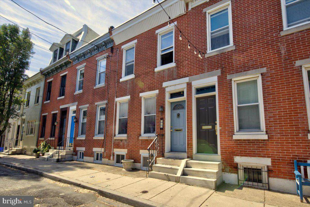 810 Bucknell Street - Photo 1
