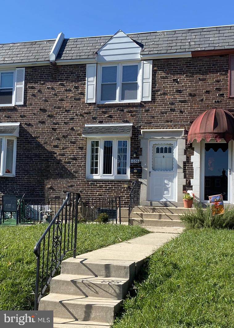 1036 Tremont Dr. - Photo 1