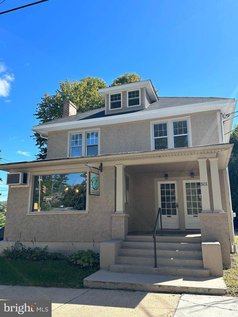 501 Sarah Street - Photo 1