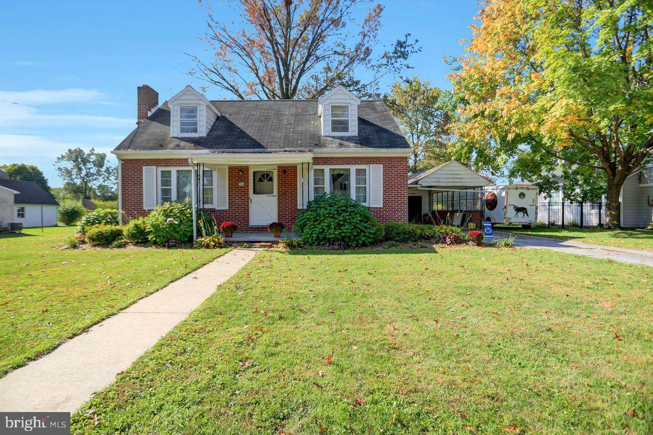 324 Carlton Avenue - Photo 1