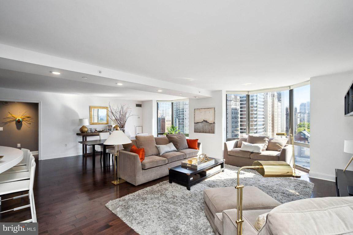 2018 Walnut Street - Photo 1