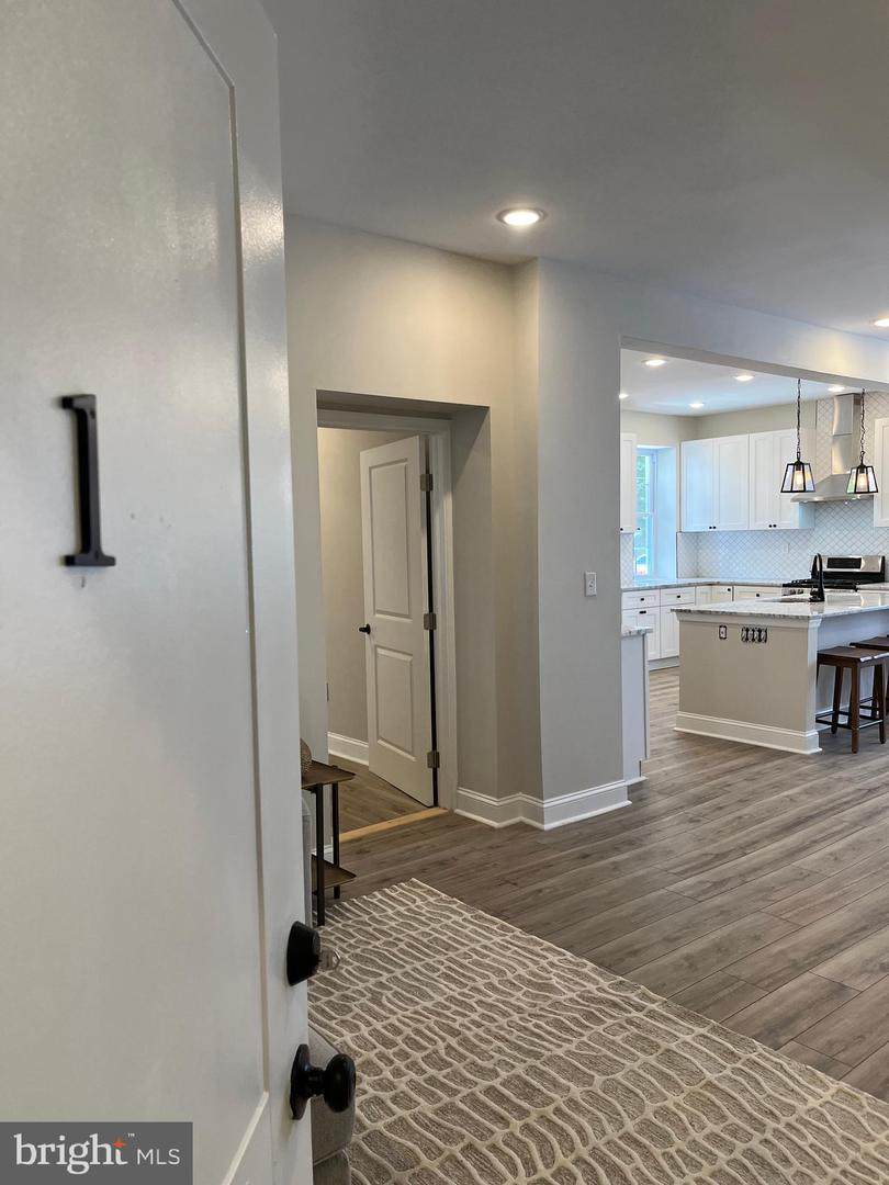 5207 Broad Street - Photo 1