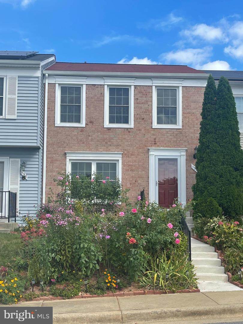 132 Bowsprit Court - Photo 1