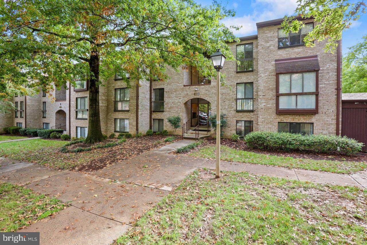 2065 Royal Fern Court - Photo 1