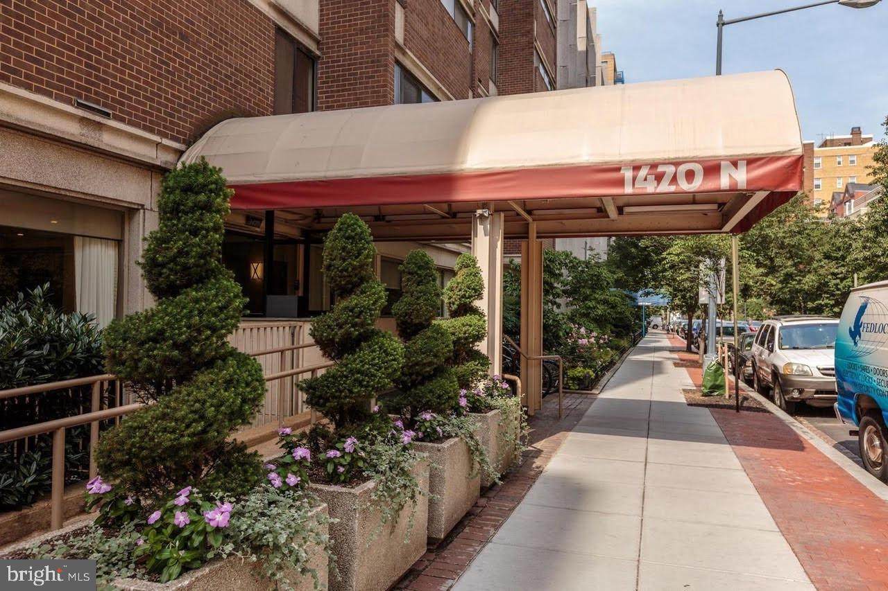 1420 N Street - Photo 1