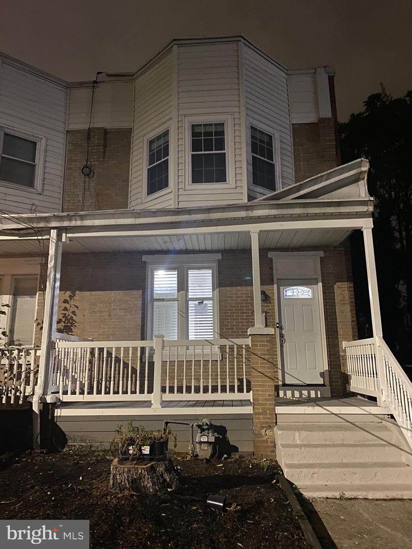 2229 Pine Street - Photo 1
