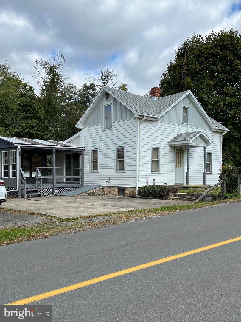 323 Reservoir - Photo 1