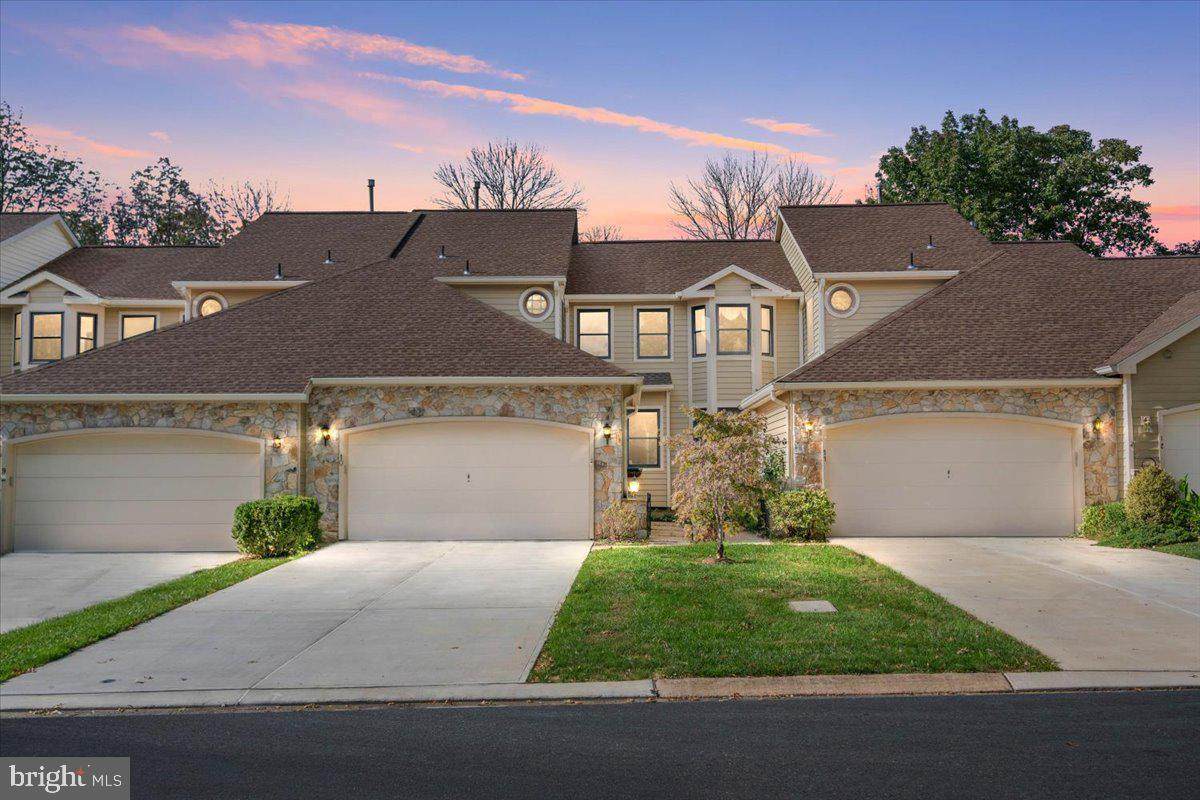10 Overlook Court - Photo 1