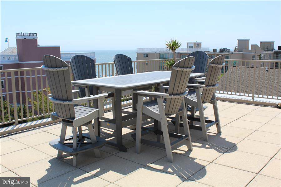 8 Olive Avenue - Photo 1