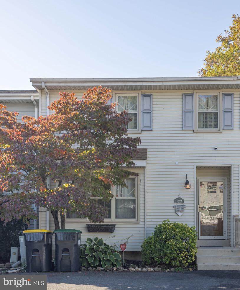 302 2ND Street - Photo 1
