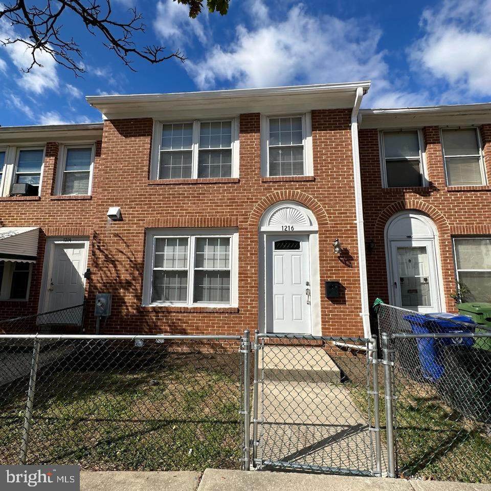1216 Valley Street - Photo 1