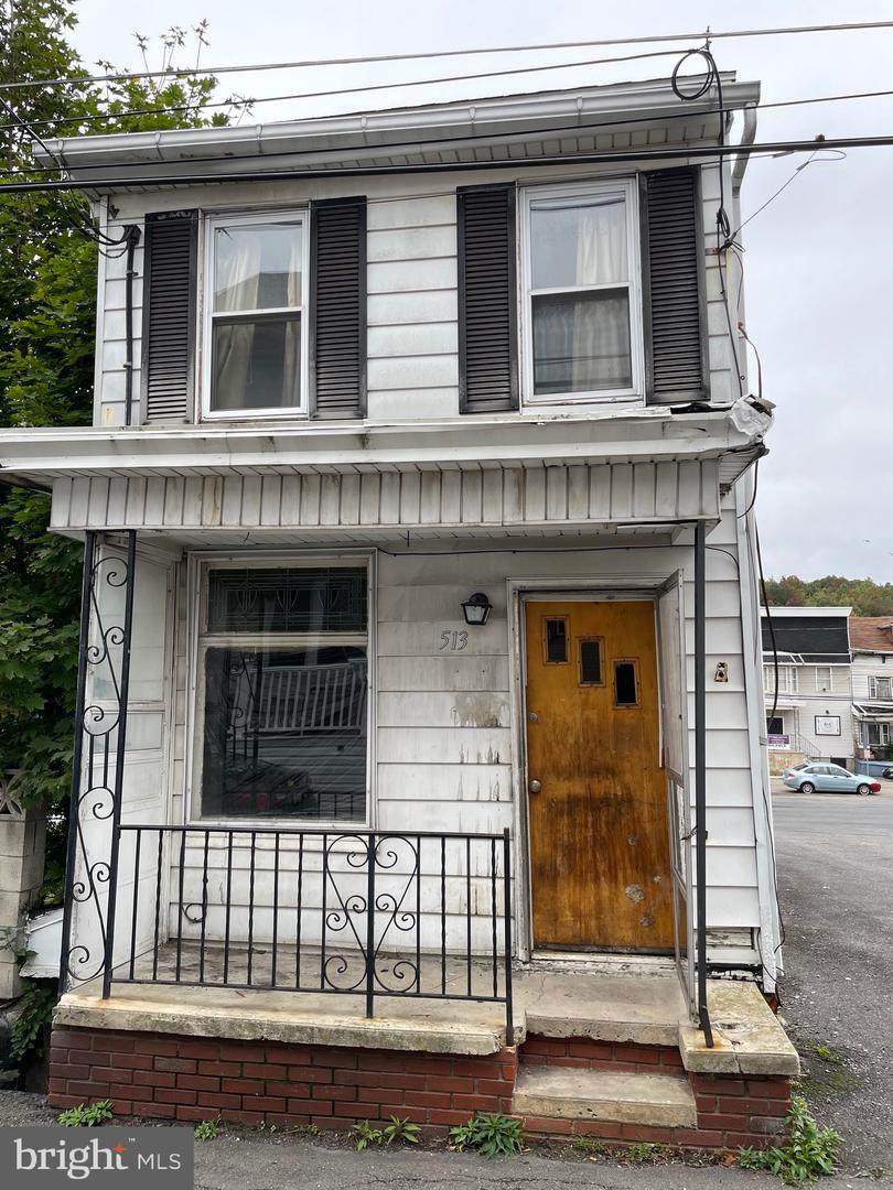 513 South Street - Photo 1
