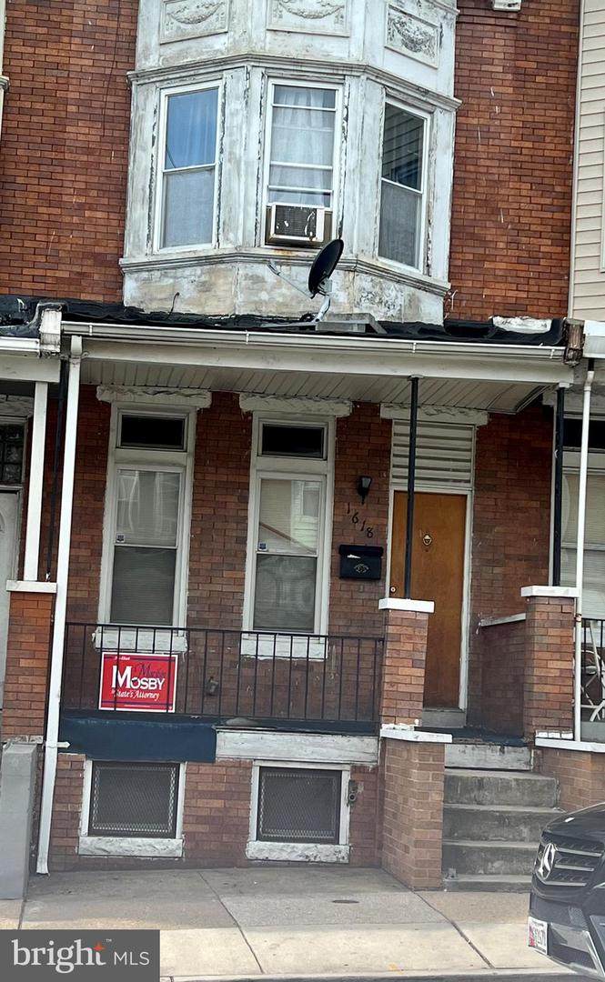 1618 Monroe Street - Photo 1