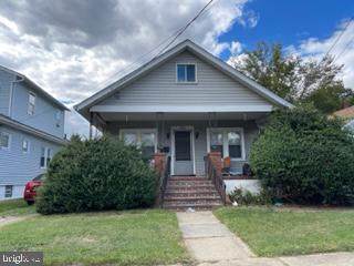 301 Walnut Avenue - Photo 1