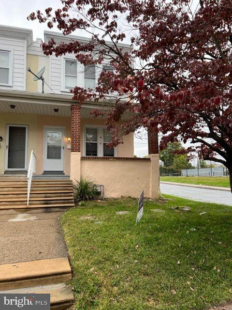 900 Coates Street - Photo 1