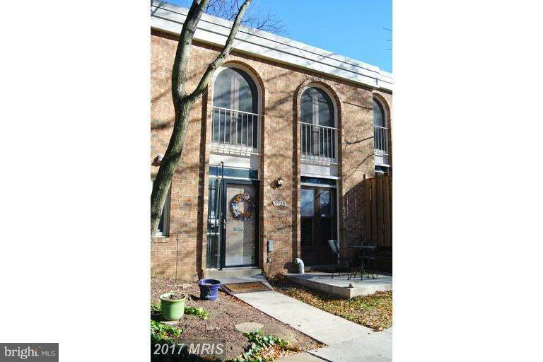 5723 Kings Highway - Photo 1