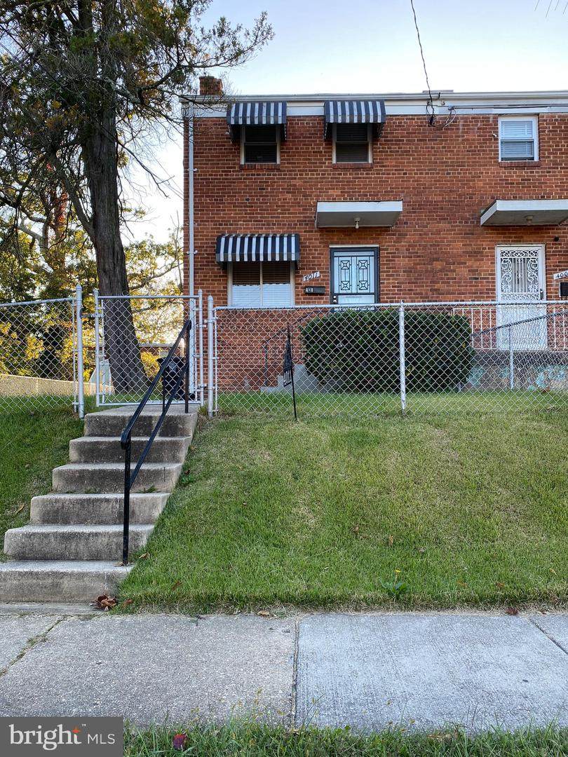 4011 25TH Avenue - Photo 1