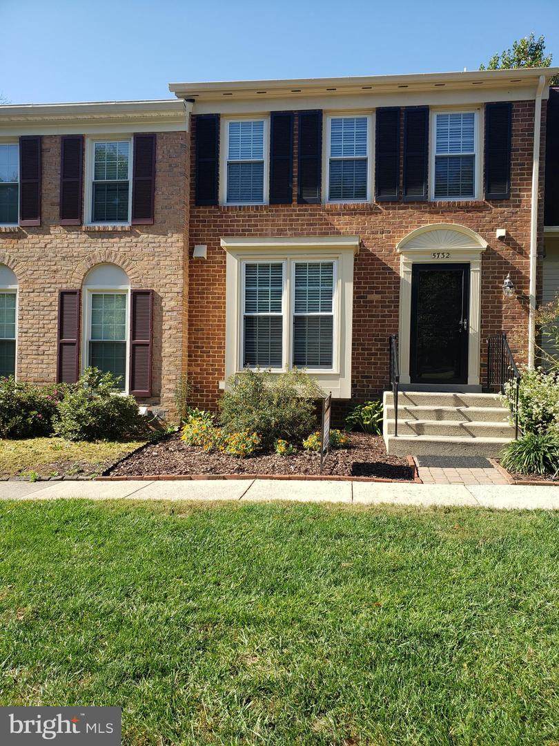 5732 Lofthill Court - Photo 1