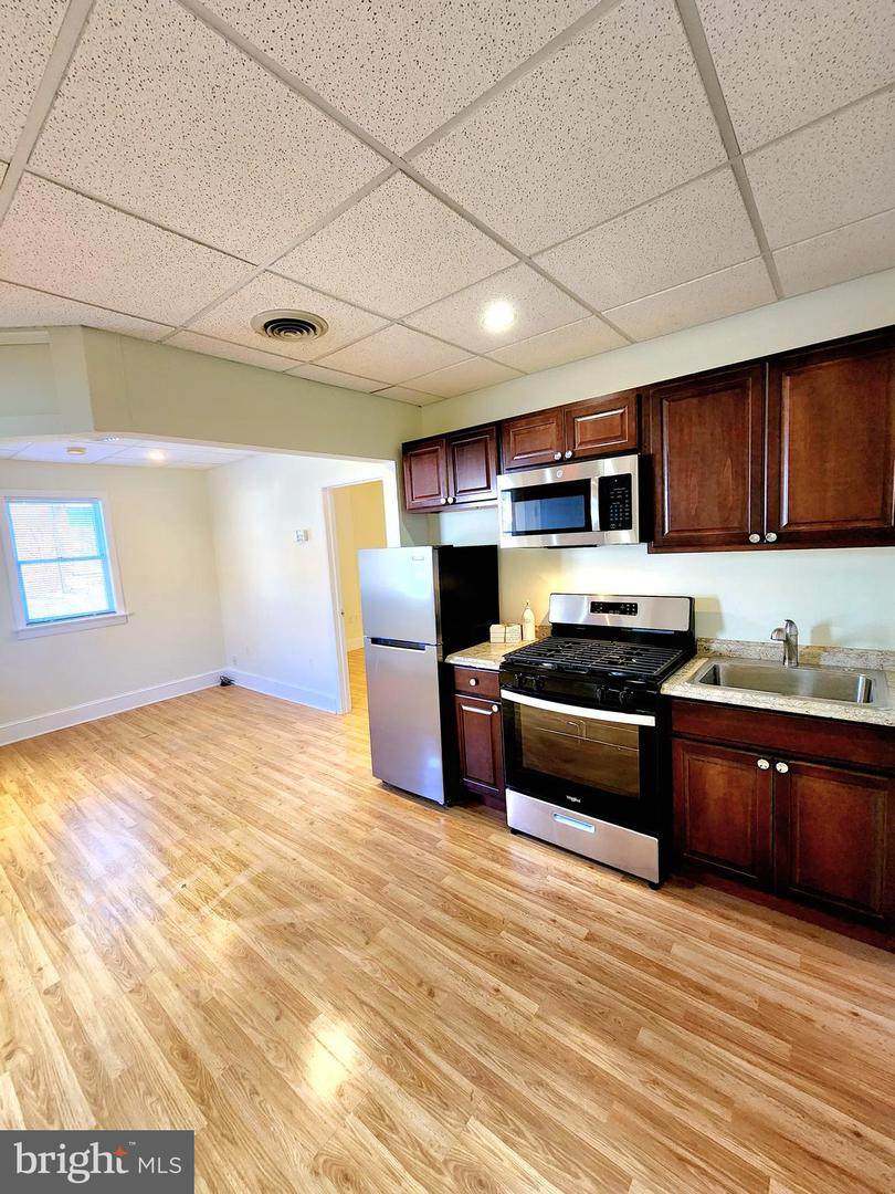 1052 Brunswick Avenue - Photo 1