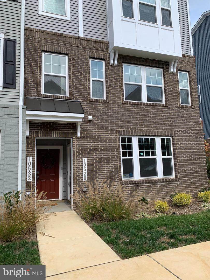 10520 Jim Lovell Lane - Photo 1