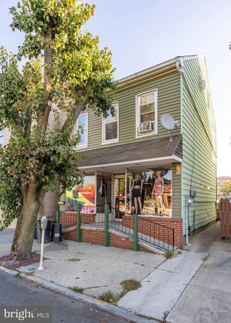 34 7TH Street - Photo 1