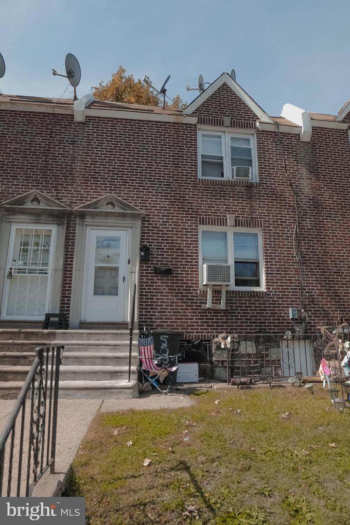 5504 3RD Street - Photo 1