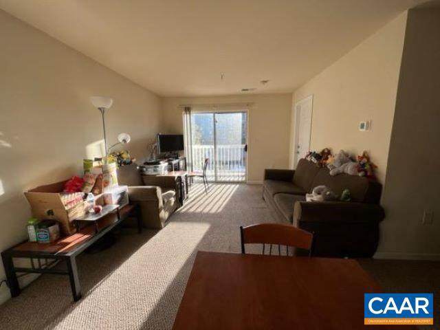 195 Yellowstone Dr - Photo 1