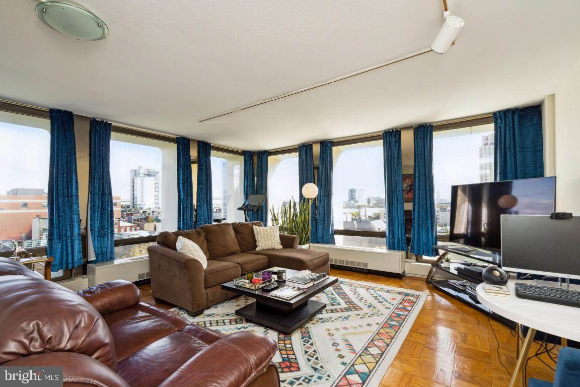 200 Locust Street - Photo 1