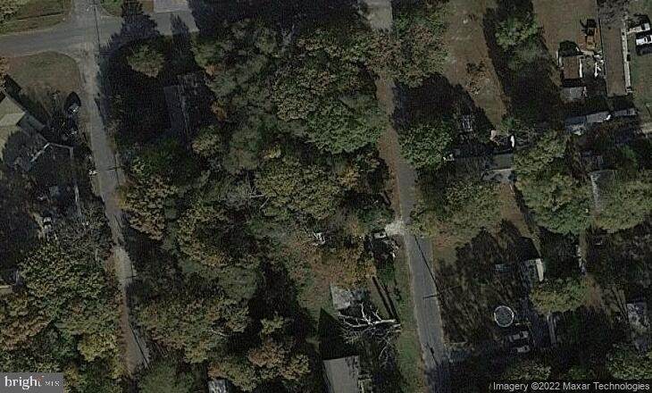 405 Evergreen Road - Photo 1