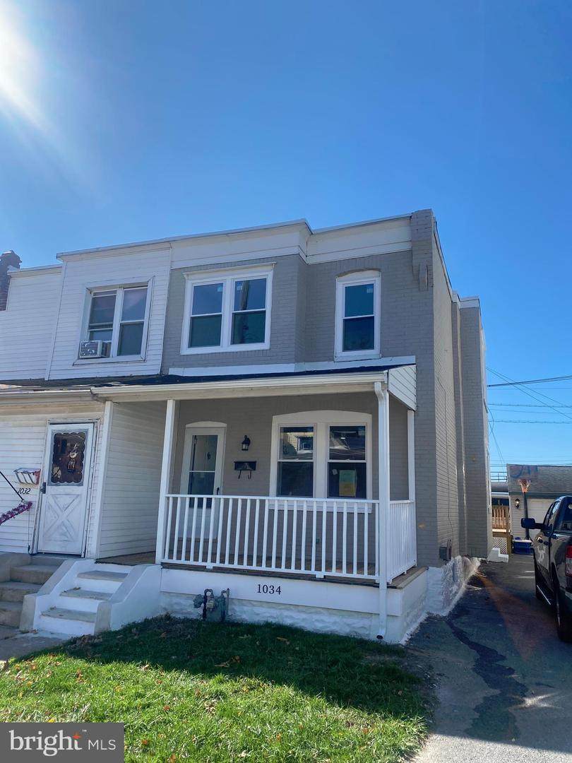 1034 Green Street - Photo 1