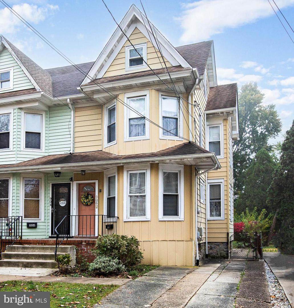 906 Grant Avenue - Photo 1