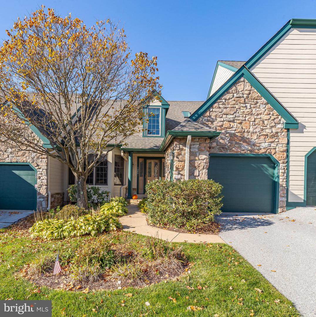 1282 Robynwood Lane - Photo 1