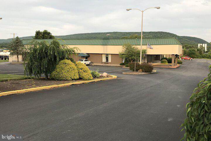 971 Eagle Valley Road - Photo 1