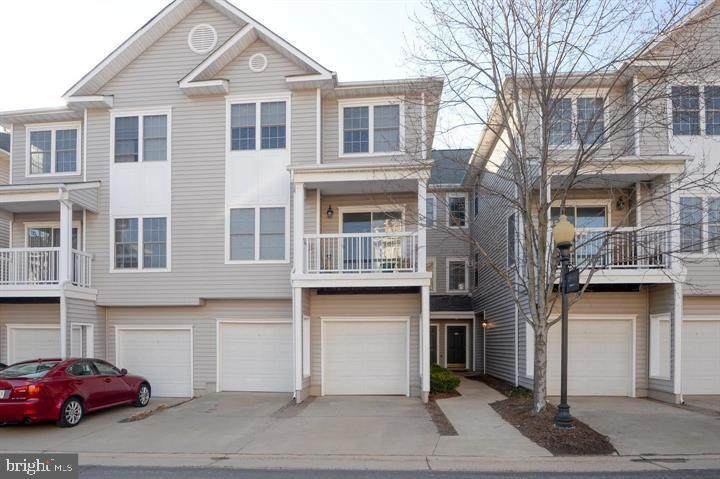4566 Superior Square - Photo 1