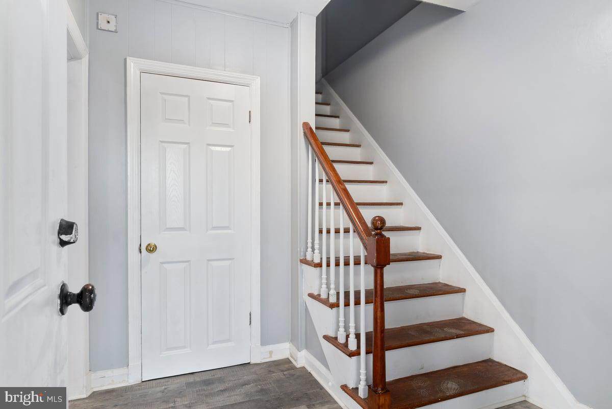 408 Beechfield Avenue - Photo 1