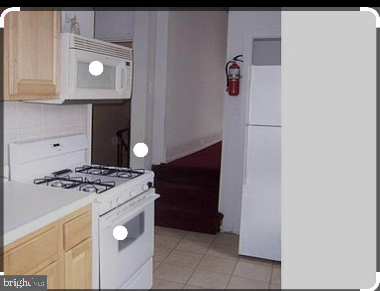 400 Main Street - Photo 1
