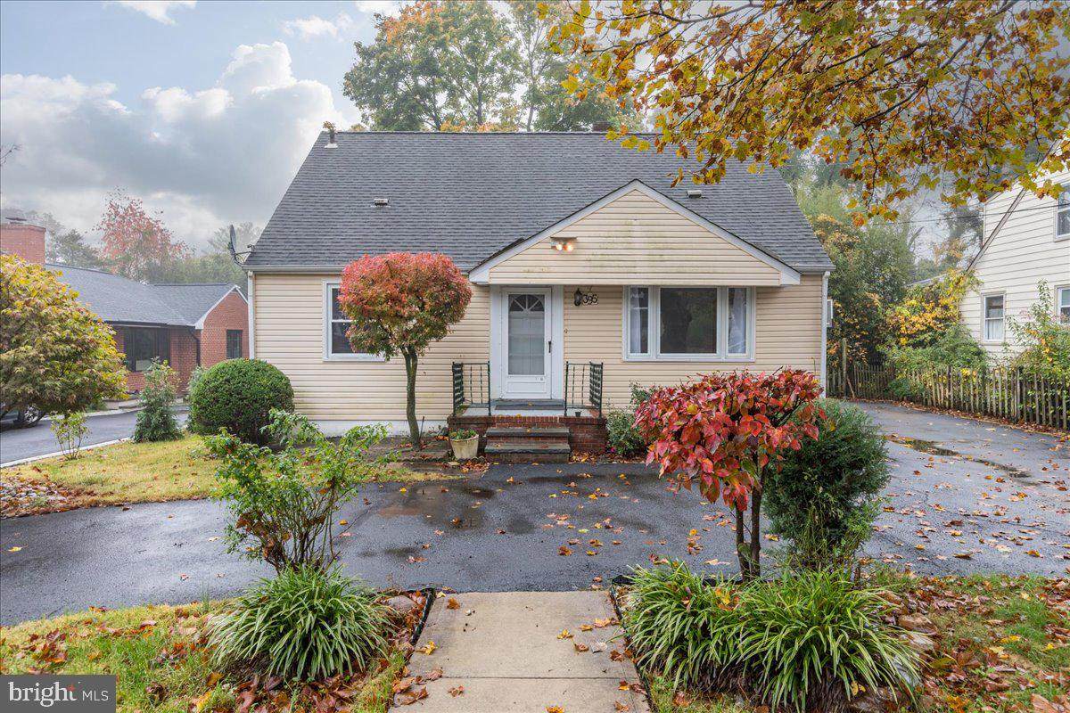 395 Franklin Avenue - Photo 1