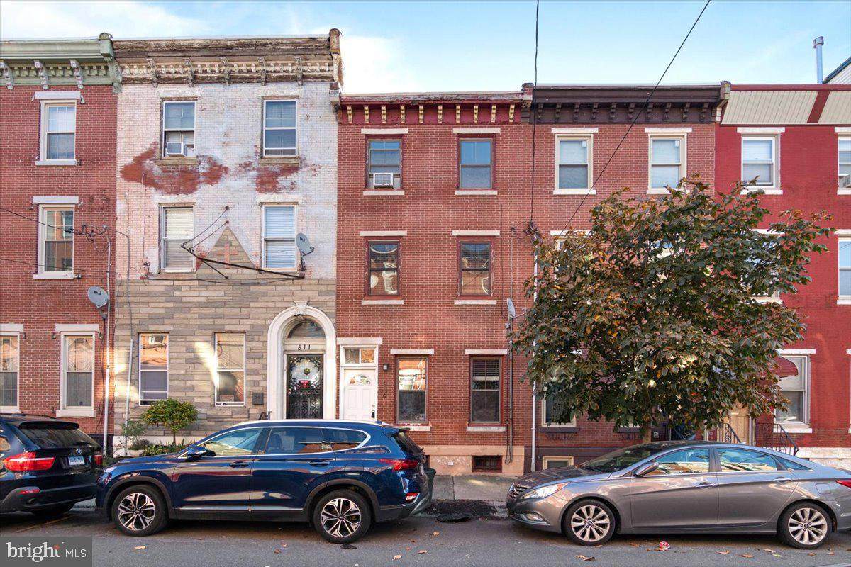 809 16TH Street - Photo 1