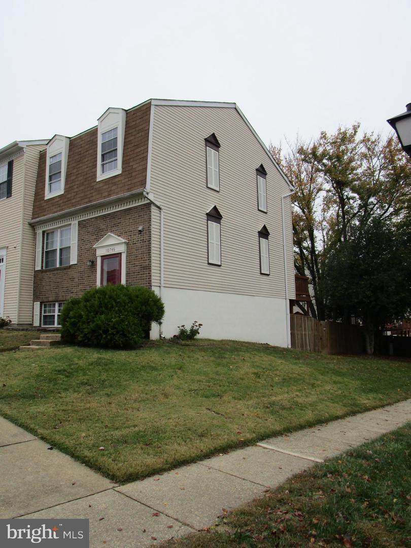 10746 Castleton Way - Photo 1