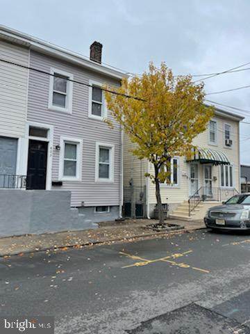 403 Klagg Avenue - Photo 1