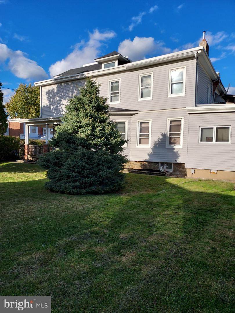 7321 Lawndale Avenue - Photo 1