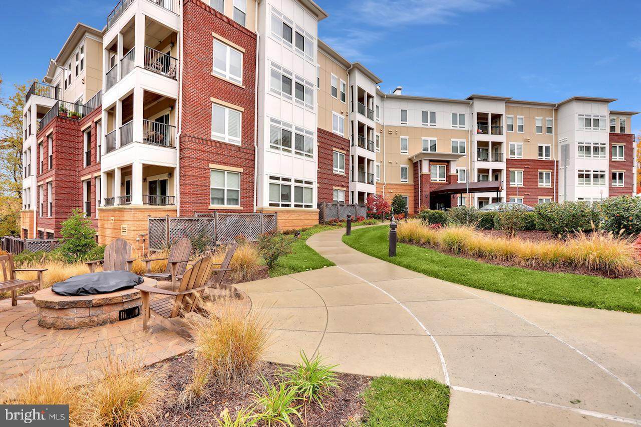 9430 Silver King Court - Photo 1