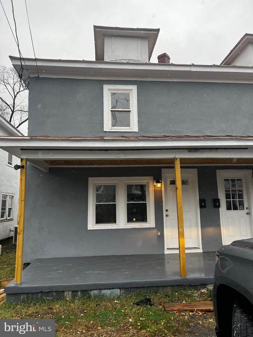 514 Short Street - Photo 1