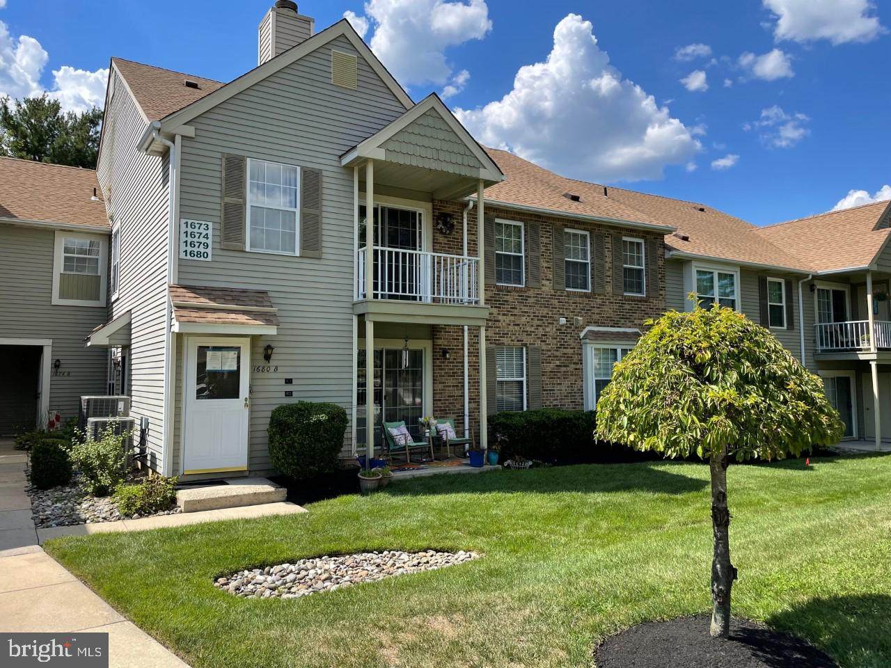 1680-B Thornwood Drive - Photo 1